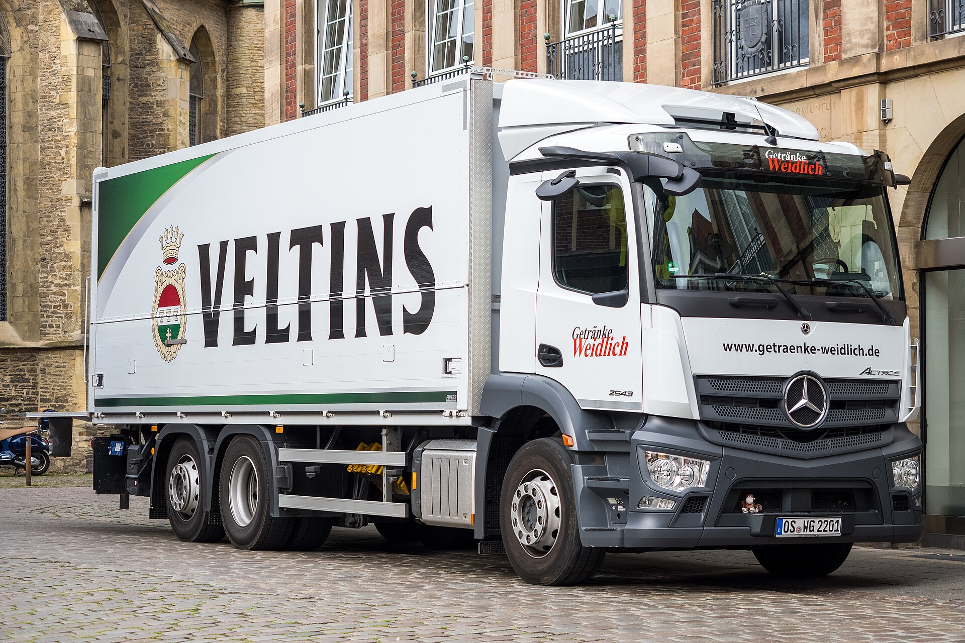 Mercedes-Benz Actros 2651 6x4 Megaspace 2024